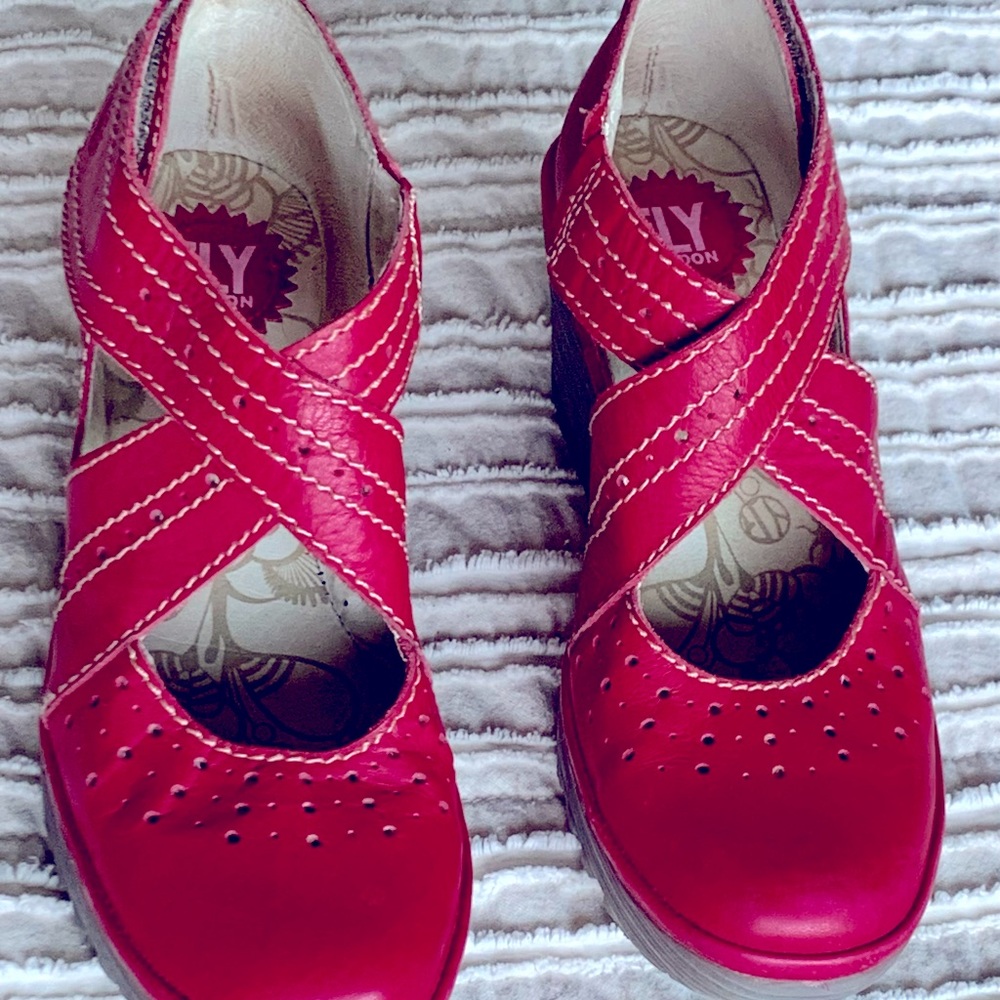 Red Fly London wedges - like new - Picture 2 of 9